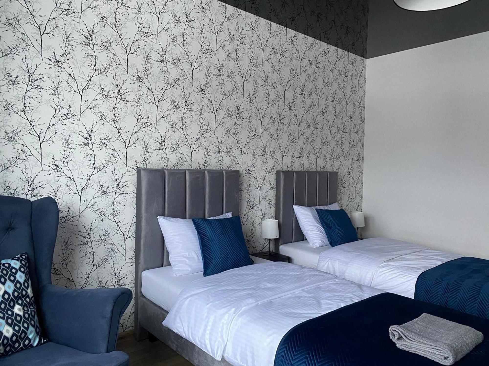 Apartament Black Paslek Ngoại thất bức ảnh